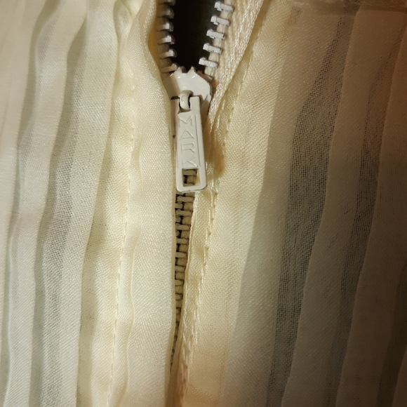 60s edwardian style lace wedding dress - Picture 5 of 15